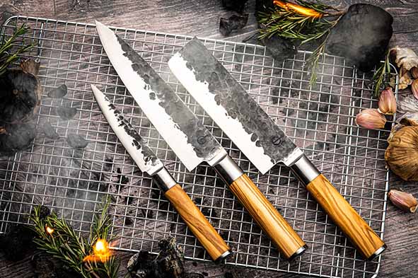 Forged Olive Messenset 3-delig – Koksmes, Hakbijl & Huishoudmes