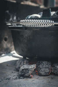 The Windmill Dutch Oven  4,5QT of 6QT